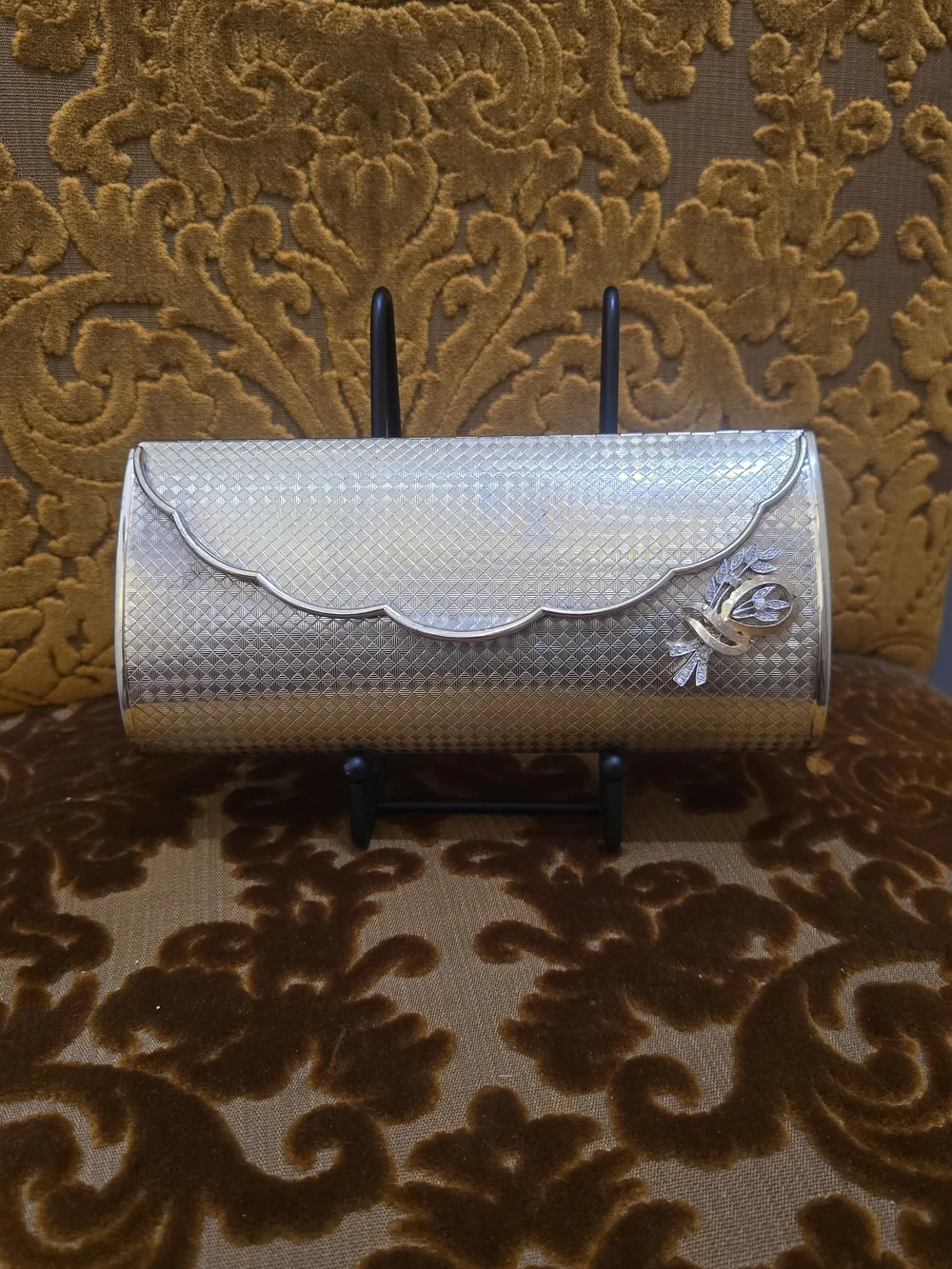 Vintage Gold Metallic Scalloped Evening Clutch with Floral Accent